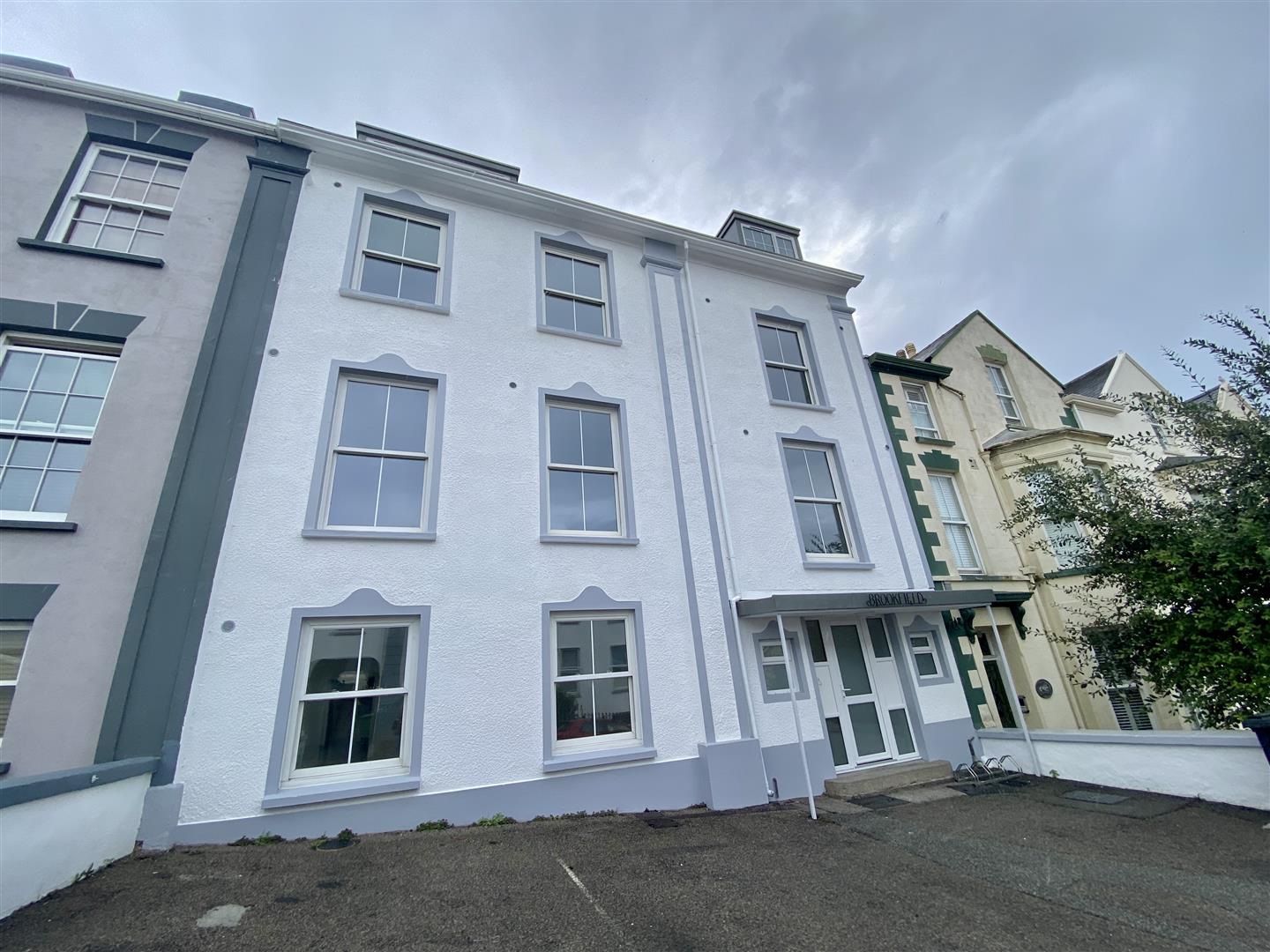 Flat 9, Brookfield Apartments, Raleigh Avenue, St. Helier, Jersey